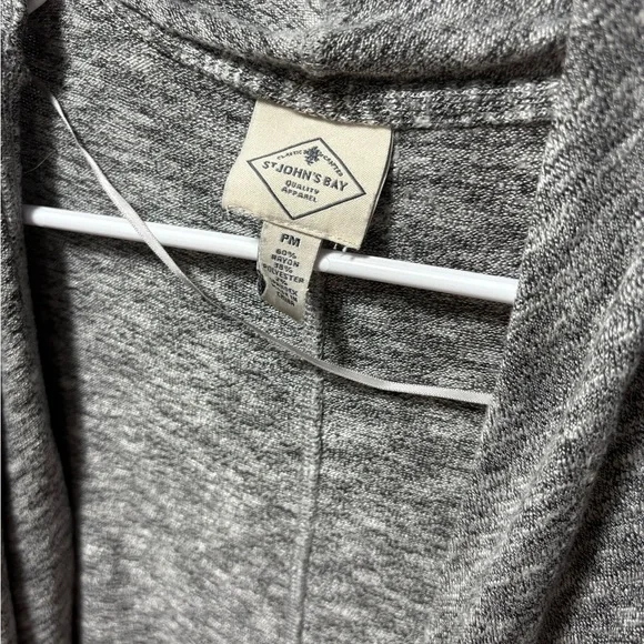 St. John's Bay Heathered Gray Women's Cardigan PM petite medium - Picture 2 of 3